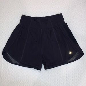 balance Athletica Breeze Shorts - Midnight Black